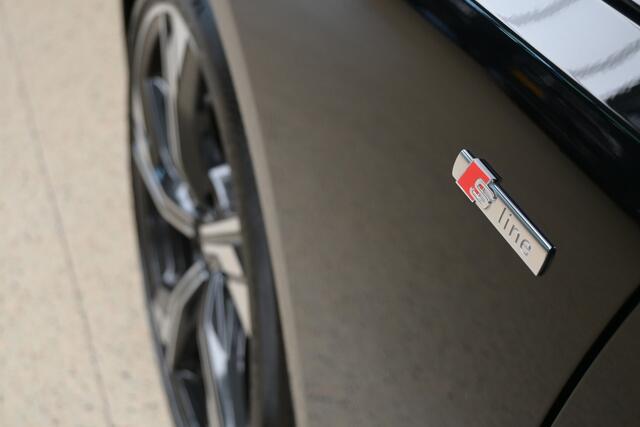 Audi A4 Avant 40 TFSI 204pk quattro S edition | Matrix | B&O | Keyless | Camera | 100% (Dealer) onderhouden label