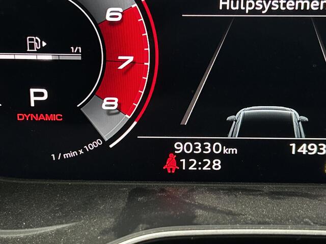 Audi A4 Sedan 35 TFSI Business Edition ELEKTRISCH SCHUIFDAK | LEDEREN BEKLEDING | PARKEERSENSOREN VOOR-EN ACHTER