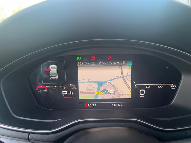 Audi A4 Limousine 35 TFSI 150pk S-Tronic S edition / S-Line Exterieur & Interieur / Navigatie / LED Koplampen / Parkeersensoren / 18" LMV
