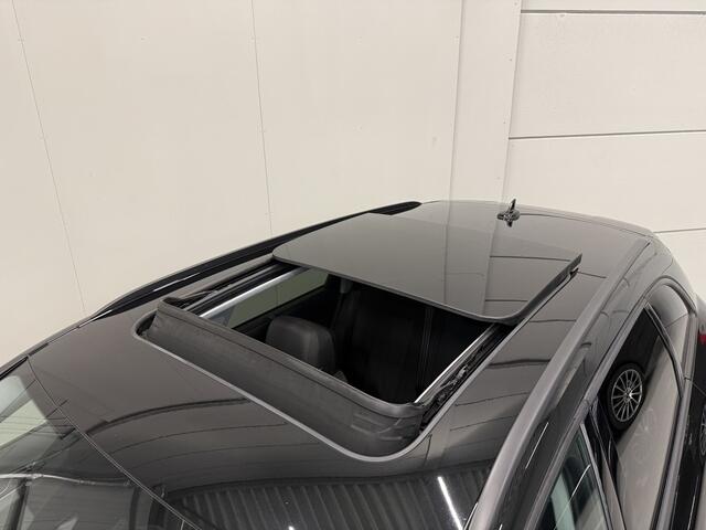 Audi A4 Avant 40 TFSI 204PK S-Line Facelift PANO/TREKHAAK/ACC/MATRIX/20"AUDI-SPORT/STOEL+STUURVERW/PRIVACY/DYNAMIC-LED/SPORT-PAKKET/MYTHOSSCHWARZ/VOLLEDIG AUDI DEALER HISTORIE, NET OH BEURT GEHAD