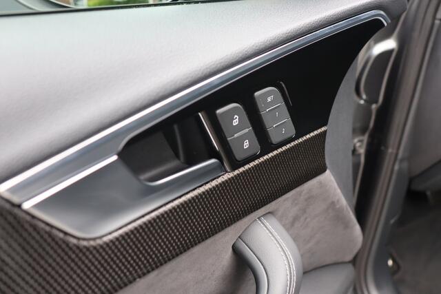 Audi A4 Avant 45 TFSI quattro S edition, Pano, RS-stoelen
