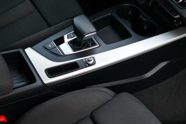 Audi A4 Avant 40 TFSI 190pk Launch edition Sport BJ12-2019 Face Lift. Adap Cruise, Navi, Clima, StoelVerw, Full Led
