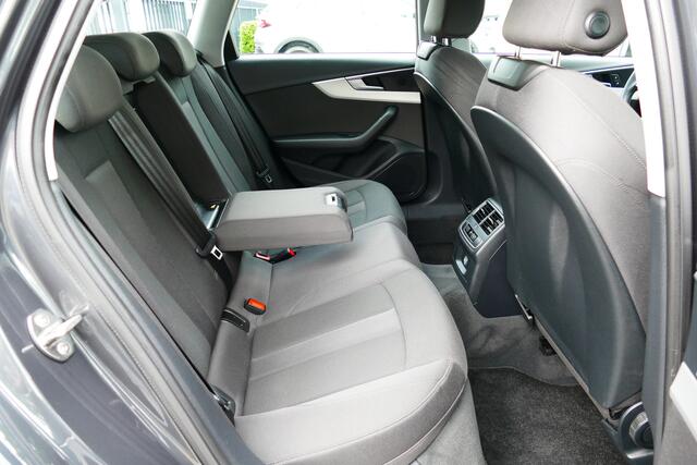 Audi A4 Avant 40 TFSI 190pk Launch edition Sport BJ12-2019 Face Lift. Adap Cruise, Navi, Clima, StoelVerw, Full Led