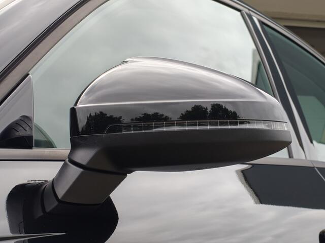 Audi A4 Limousine 35 TFSI Pro Line / / 17'' LM / Carplay / Sensoren V+A