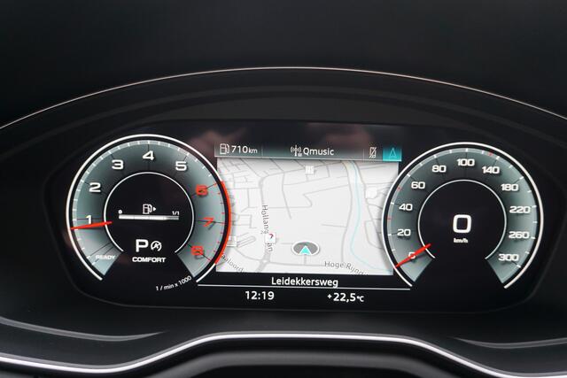 Audi A4 Avant 35 TFSI Black Optick/19Inch.LMV/Trekhaak/ Sportstoelen.