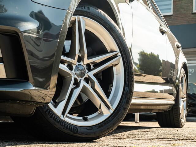 Audi A4 Avant 2.0 TFSI MHEV Sport S line PANO STOELVERW PRIVACY GLASS 18 INCH DODEHOEK