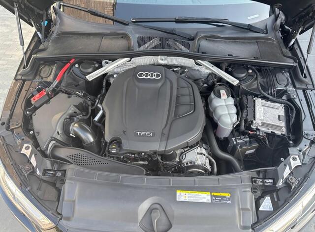 Audi A4 Avant 40 TFSI Sport S line black edition 190 PK | Zwart optiek | Stoelverwarming | Virtual Cockpit | 19 Inch Audi Sport velgen | Climate Controle