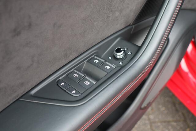 Audi A4 Avant 1.4 TFSI Sport S line edition, Pano, RS stoelen