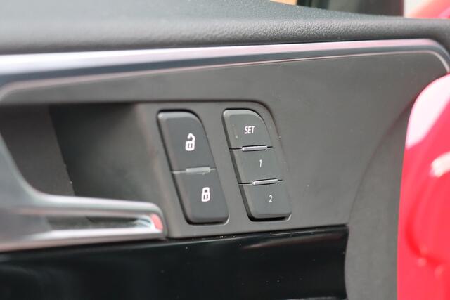 Audi A4 Avant 1.4 TFSI Sport S line edition, Pano, RS stoelen