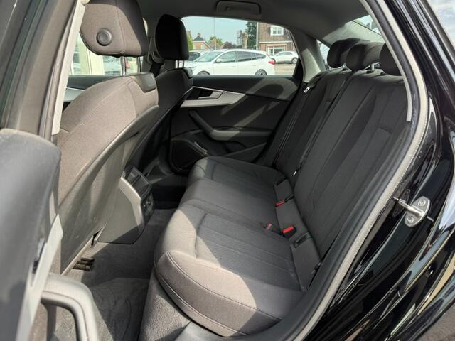Audi A4 35 TFSI Sport Edition 150 PK Automaat I LED I Trekhaak I Navi I Cruise