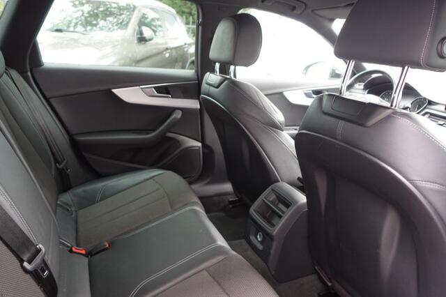 Audi A4 2.0 T MHEV SP SLBE Blackline