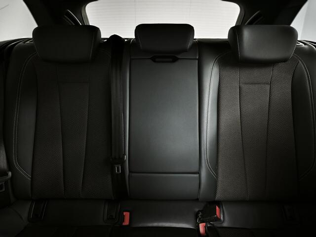 Audi A4 Avant 40 TFSI S edition Competition | S-Line | Pano | Stoelverwarming | Adaptive Cruise Control |
