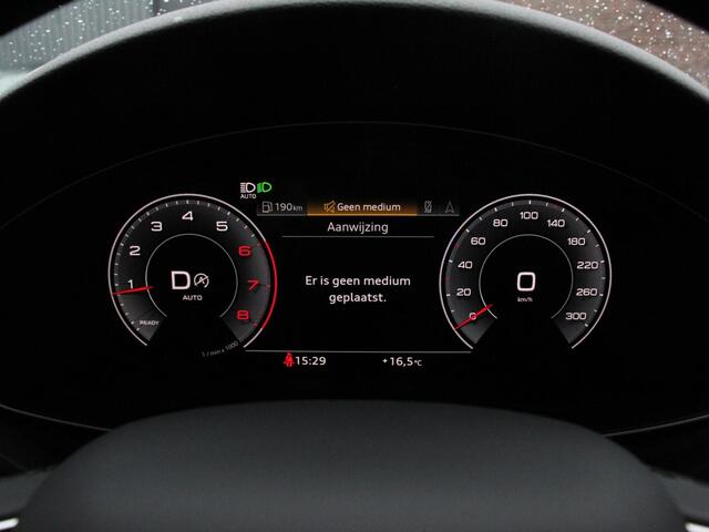 Audi A4 Avant 40 TFSI 205pk Automaat S Line Plus Navigatie Climate Control Cruise control Lichtmetalen velgen Stoelverwarming Parkeersensoren Elektrische achterklep