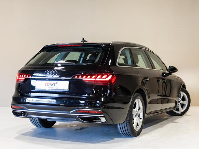 Audi A4 Avant 35 TFSI Advanced Edition / 150pk / Panorama dak / Leder / Stoelverwarming /