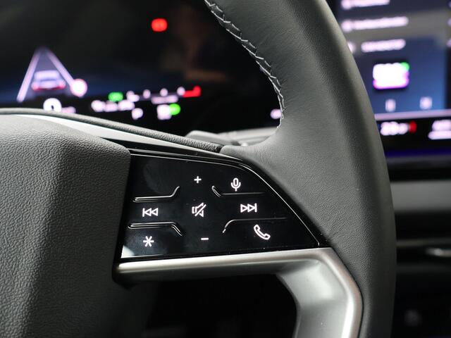 Audi A5 Limousine 2.0 TFSI Advanced Edition Elektrisch verstelbare voorstoelen | Adaptive Cruise Controle | Lederen bekleding | Ambiente Lichtpakket Plus | Akoestische zijramen | Handmatige zonnegordijnen achter | Afgevlakt stuurwiel |