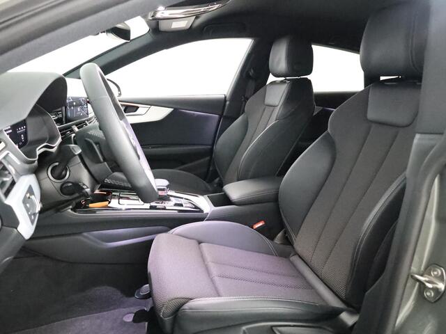Audi A5 Sportback 35 TFSI S edition Competition 150 pk S-tronic | Verlengde garantie | Navigatie | Parkeersensoren | Stoelverwarming | S-Line |