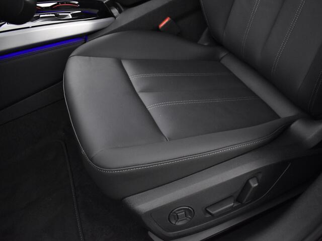 Audi A5 Advanced edition (B10) 35 TFSI 110 kW / 150 pk Li Audi A5 Advanced edition 35 TFSI 150 pk Limousine · First edition · Lederen bekleding · Sportstuur · Elektrisch verst. stoelen