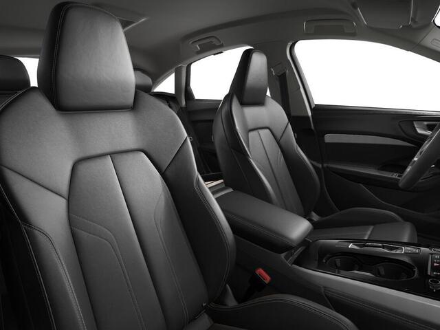 Audi A5 Limousine Advanced edition 35 TFSI 150 pk · First edition · Lederen bekleding · Sportstuur · Elektrisch verst. stoelen · Velgen zwart gepoedercoat
