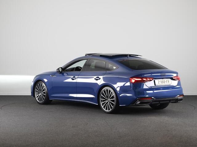 Audi A5 Sportback 35 TFSI S edition Competition 150 pk S-tronic | Private lease vanaf ¤ 822,- pm | Verlengde garantie | Navigatie | Panoramadak | Parkeersensoren | Achteruitrijcamera | Stoelverwarming |