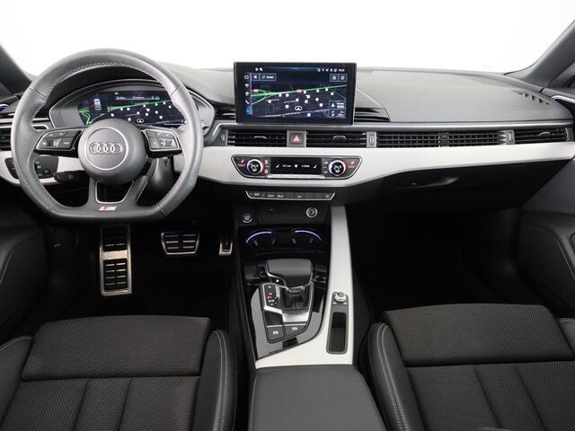 Audi A5 Sportback 35 TFSI S edition Competition 150 pk S-tronic | Private lease vanaf ¤ 822,- pm | Verlengde garantie | Navigatie | Panoramadak | Parkeersensoren | Achteruitrijcamera | Stoelverwarming |
