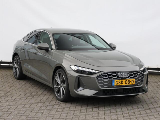 Audi A5 Limousine 2.0 TFSI First Edition | 150 pk | Lederen bekleding | Elektrisch verstelbare stoelen | Privacy glas |