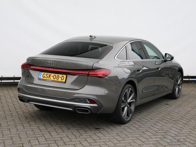 Audi A5 Limousine 2.0 TFSI First Edition | 150 pk | Lederen bekleding | Elektrisch verstelbare stoelen | Privacy glas |