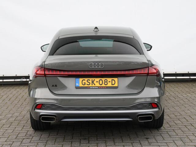 Audi A5 Limousine 2.0 TFSI First Edition | 150 pk | Lederen bekleding | Elektrisch verstelbare stoelen | Privacy glas |