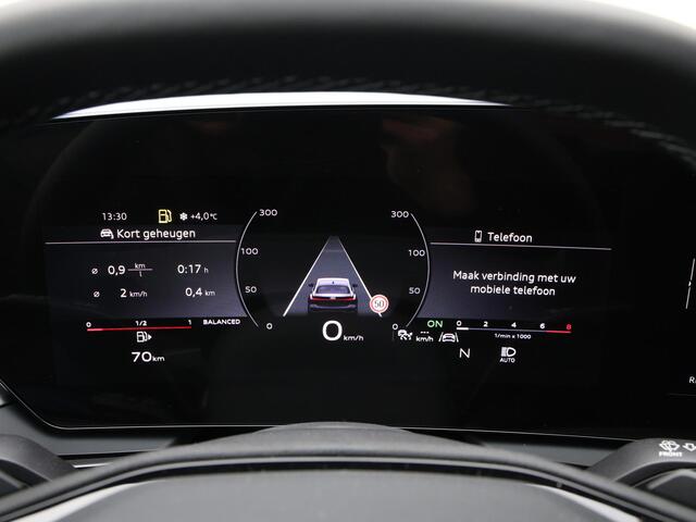 Audi A5 Limousine 2.0 TFSI First Edition | 150 pk | Lederen bekleding | Elektrisch verstelbare stoelen | Privacy glas |
