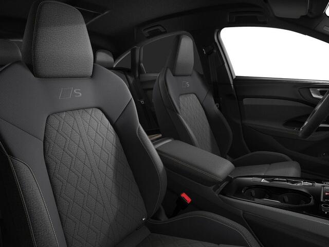 Audi A5 S edition (B10) 2.0 TFSI e 220 kW / 299 PK Limous Optiekpakket zwart-glanzend - Privacy glas - Techniek pakket plus