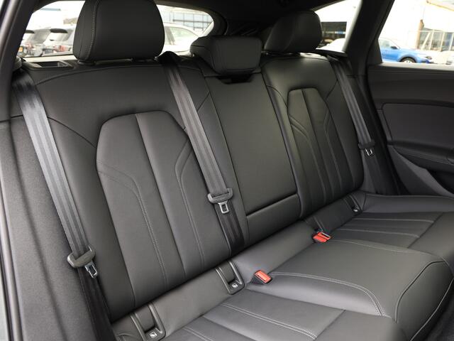 Audi A5 Avant 2.0 TFSI S edition | Lederen bekleding | 19" Lichtmetalen velgen | Privacy glas | elektrisch verstelbare sportstoelen |