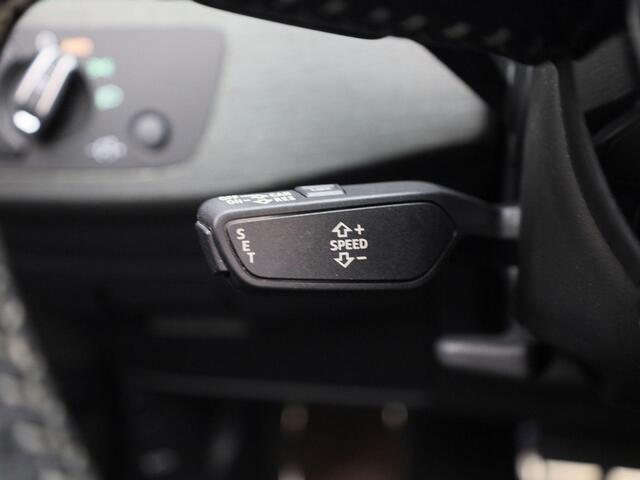 Audi A5 Cabriolet 40 TFSI/190PK S Line · Leder· Camera + Parkeersensoren · Navigatie