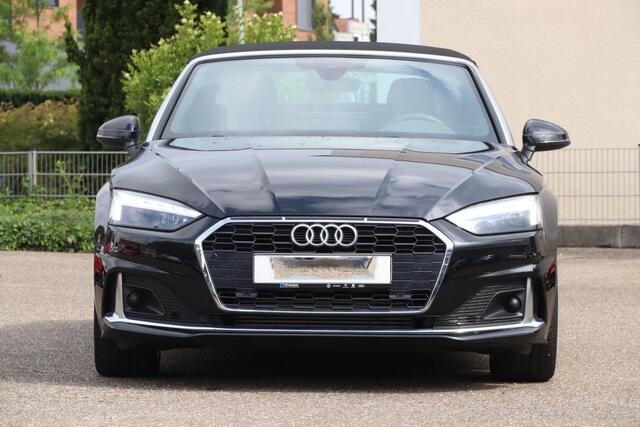 Audi A5 Cabriolet 40 Tfsi S-Tronic (150kW/204pk) ** MATRIX, LEDER, VIRTUAL, NEKVERW, 18-inch LMV, ADAPT. CRUISE ** 1e EIG - ¤ 24.500,= onder NP ** ** INFORMEER OOK NAAR ONZE AANTREKKELIJKE FINANCIAL-LEASE TARIEVEN **