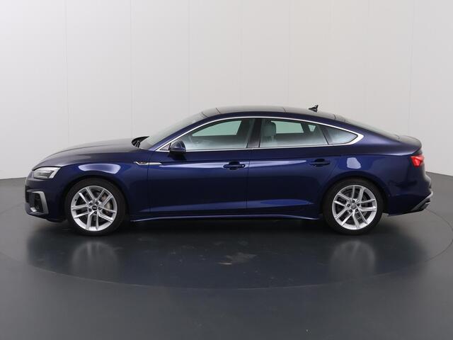 Audi A5 Sportback 40 TFSI S Line | Panoramadak | Navigatiesysteem | Parkeercamera | Cruise Control Adaptief | Stoelverwarming |