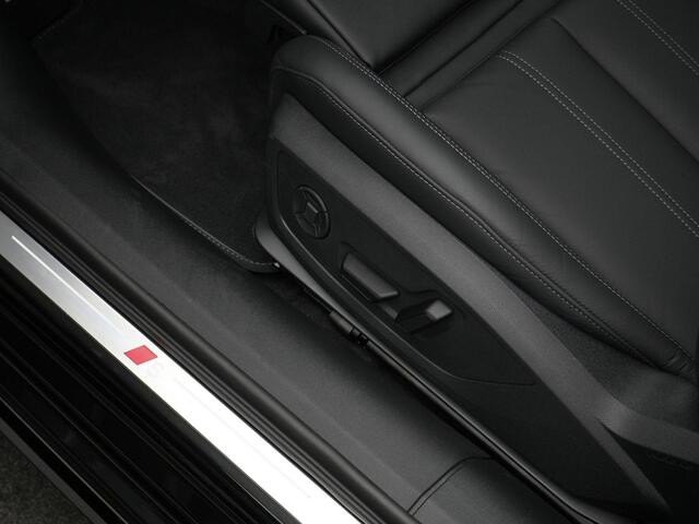 Audi A5 Avant 2.0 e-hybrid 367 pk S-tronic quattro S edition Competition / S-Line | Trekhaak | Twinleder | Elektr. verstelbare stoelen | Achteruitrijcamera | Stoelverwarming | Navigatie