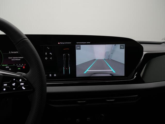 Audi A5 Avant 2.0 e-hybrid 367 pk S-tronic quattro S edition Competition / S-Line | Trekhaak | Twinleder | Elektr. verstelbare stoelen | Achteruitrijcamera | Stoelverwarming | Navigatie