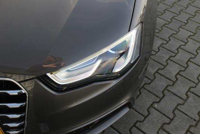 Audi A5 Sportback 1.8 TFSI Adrenalin | Incl. 12 maanden garantie | Trekhaak | Bang & Olufsen audio | Parkeersensoren | Bluetooth | Navigatie | Airco | Lichtmetalen velgen | Schuif/kantel dak | Cruise control