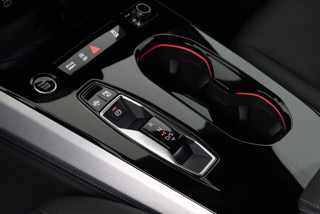 Audi A5 Limousine 35 TFSI 150 PK Advanced edition | Stoelen voor, elekt. verstelb. | Standaardst zwart leder-kunstl | Ambiente lichtpakket plus