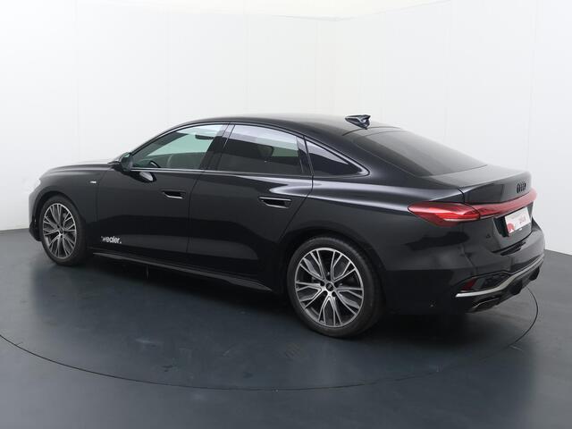 Audi A5 Limousine Edition One (B10) 35 TFSI 110 kW / 150 pk Limousi | S-Line | Sportstoelen | LED-Koplampen | Metallic lak | Achteruitrij Camera | Parkeer hulp voor en achter | Privacy Glas | Ambiante Lichtpakket | |