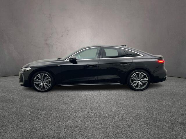 Audi A5 Limousine 2.0 TFSI 150PK S edition | Privacy-Glass | 19-Inch | Audi-Sound | Achterruitcamera | Stoelverwarming | Ambient-Lightning |