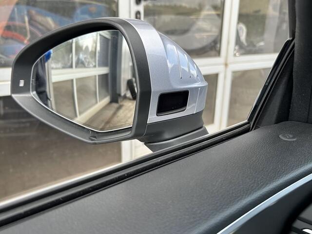 Audi A5 Cabriolet 40 Tfsi S-Tronic (150kW/204pk) ** MATRIX, LEDER, VIRTUAL, NEKVERW, 18-inch LMV, ADAPT. CRUISE ** 1e EIG - ¤ 26.700,= onder NP ** ** INFORMEER OOK NAAR ONZE AANTREKKELIJKE FINANCIAL-LEASE TARIEVEN **