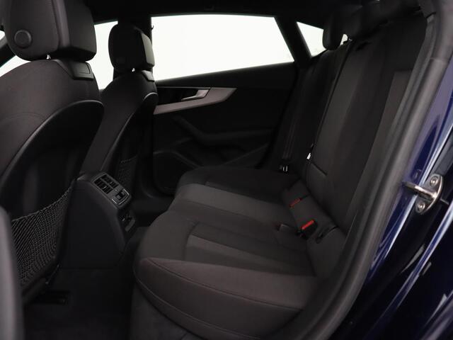 Audi A5 35 TFSI Business Edition | Matrix LED | Elektrische stoelen | Trekhaak | Park Assist | Virtual Cockpit | Carplay | Camera | Sportstoelen | Navigatie | Climate control | Memory