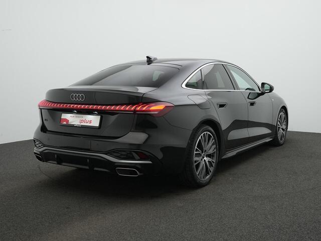 Audi A5 Limousine 2.0 TFSI 150 pk S-tronic S edition / S-Line | Achteruitrijcamera | Stoelverwarming | Adaptive Cruise | Navigatie