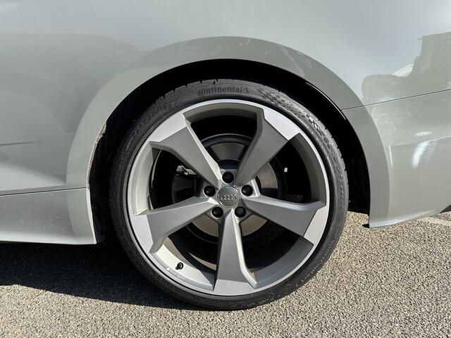 Audi A5 Coupé 40 TFSI S edition S LINE IN- EN EXTERIEUR | TOPSTAAT! | 20 INCH| LEER| CAMERA| STOELVERWARMING| MATRIX LED| QUANTUM GRIJS