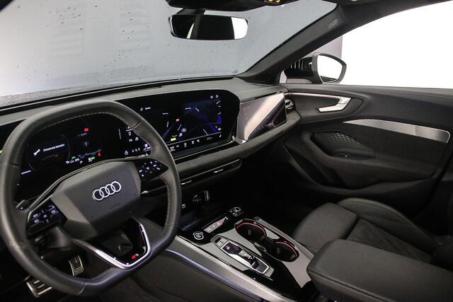 Audi A5 Avant 2.0 e-hybrid quattro S edition | Trekhaak | Tech plus | Pano | Matrix | ACC | MMI plus | Audi Sound | Carplay |