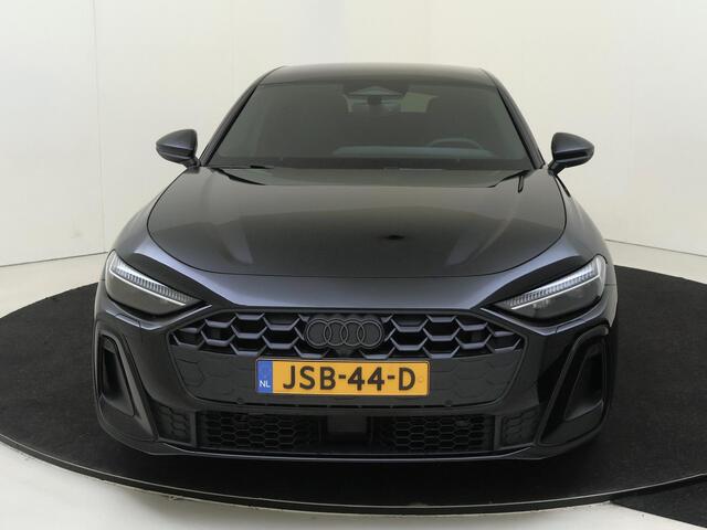 Audi A5 Limousine 2.0 e-hybrid quattro S edition | 20 inch lm velgen | Optiekpakket zwart | Achteruitrijcamera | Verwarmbare voorstoelen | Rode remzadels