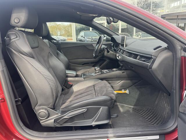 Audi A5 Coupé 2.0 TFSI ultra Launch Edition / Trekhaak / Camera / Leder&Alcantara / 19'' / Navigatie / LED / Cruise Control
