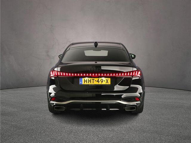 Audi A5 Limousine 2.0 TFSI S Edition | Adapt. Cruise | Optiek Pack | 19 inch | Camera | MMi + | Audi Sound | Parkeerassist Plus | S Line