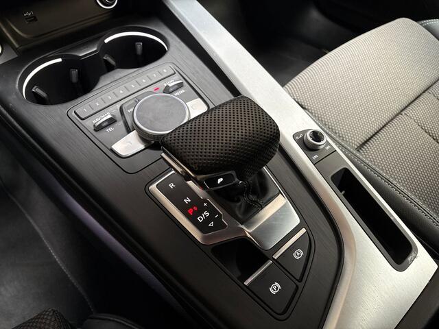 Audi A5 Sportback 35 TFSI S-Line Sport Automaat (2X S-LINE, APPLE CARPLAY, GROOT NAVI, CLIMATE, SPORTSTOELEN, LEDER, GETINT GLAS, PARKEERSENSOREN, NIEUWSTAAT)