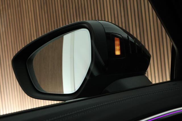Audi A5 Avant 2.0 e-hybrid 367pk quattro S edition Competition Trekhaak 360Camera Panoramadak Leder Virtual Cockpit Keyless Navigatie S-Line