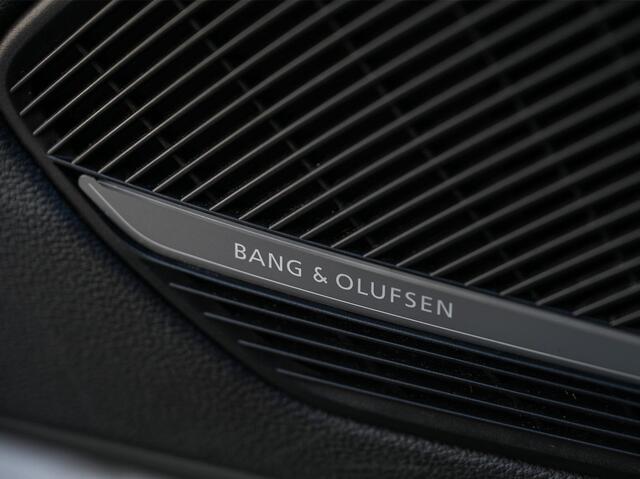 Audi A5 Sportback 45 TFSI quattro S edition | B&O | Camera | Active Cruise | Memory Seats | S-Sportstoelen met Massage | Keyless Entry | Stoelverwarming |